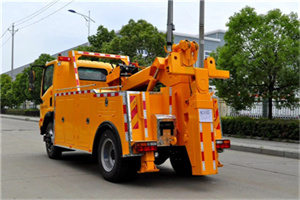 陆良高速路拖车费